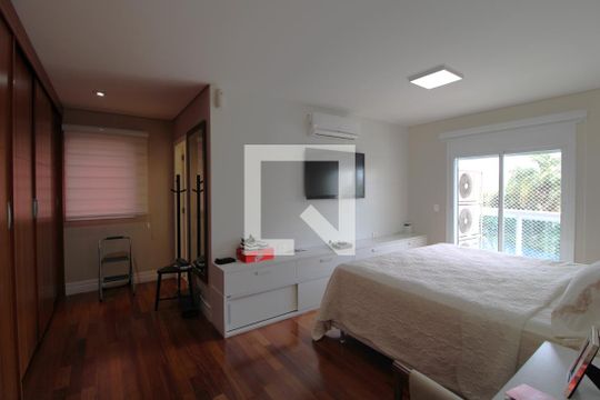 Suíte 1 de apartamento à venda com 3 quartos, 204m² em Vila Sofia, São Paulo