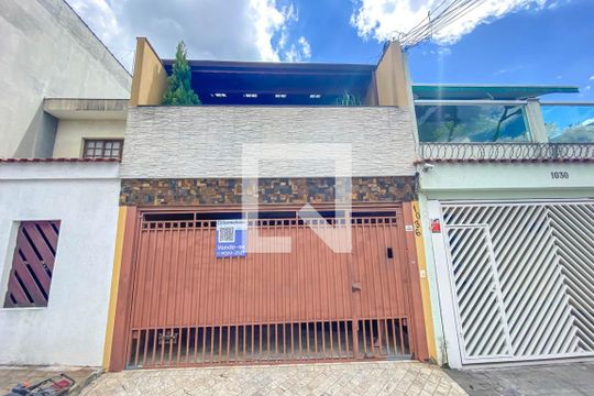 Fachada de casa à venda com 4 quartos, 210m² em Nova Petrópolis, São Bernardo do Campo