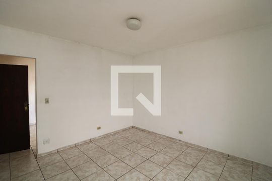 Quarto de casa para alugar com 1 quarto, 90m² em Vila Santa Clara, São Paulo