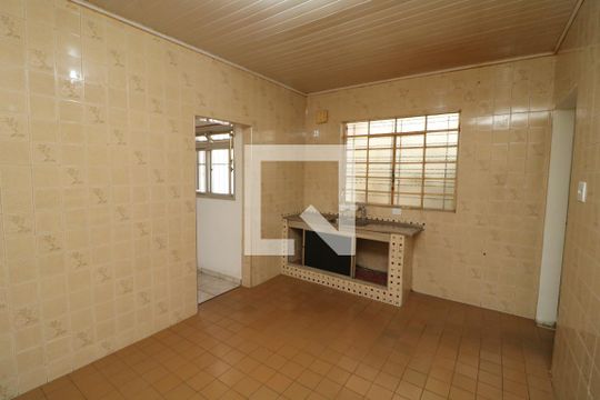 Cozinha de casa para alugar com 1 quarto, 90m² em Vila Santa Clara, São Paulo