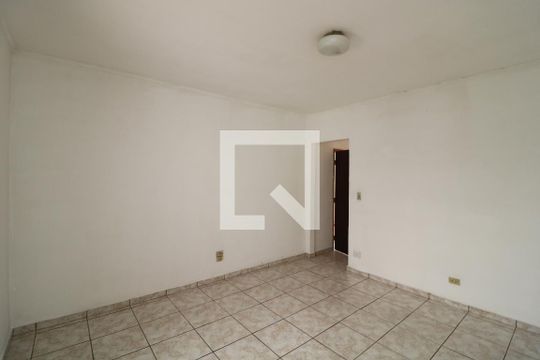Quarto de casa para alugar com 1 quarto, 90m² em Vila Santa Clara, São Paulo