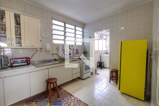 Cozinha de apartamento à venda com 2 quartos, 148m² em Vila Deodoro, São Paulo