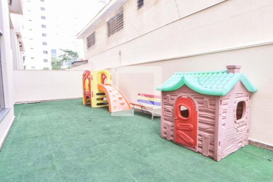 Playground  de apartamento à venda com 2 quartos, 59m² em Cidade Monções, São Paulo