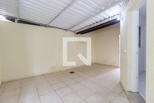 Quintal de casa à venda com 4 quartos, 300m² em Butantã, São Paulo