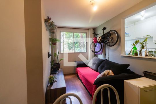 Sala de apartamento à venda com 2 quartos, 43m² em Santo Amaro, São Paulo