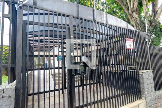 Fachada de apartamento à venda com 3 quartos, 100m² em Vila Mascote, São Paulo