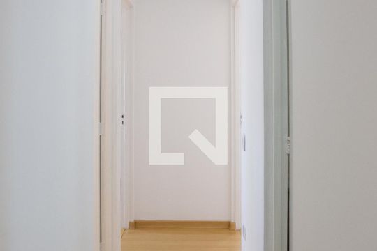 Corredor de apartamento para alugar com 3 quartos, 70m² em Perdizes, São Paulo