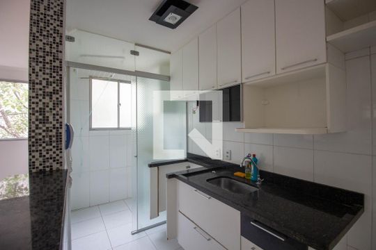 Cozinha de apartamento à venda com 2 quartos, 48m² em Colônia (zona Leste), São Paulo