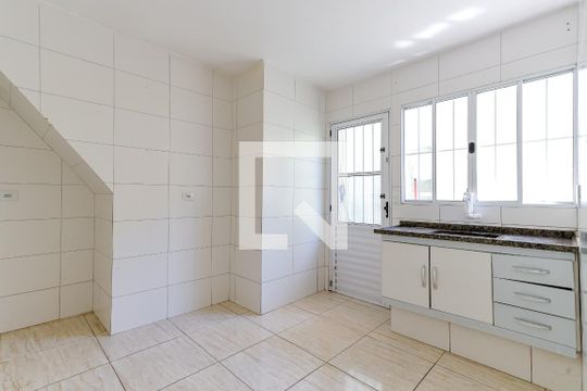 Cozinha de casa para alugar com 1 quarto, 40m² em Vila Medeiros, São Paulo
