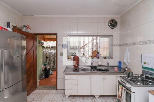 Cozinha de casa à venda com 2 quartos, 140m² em Vila Ema, São Paulo