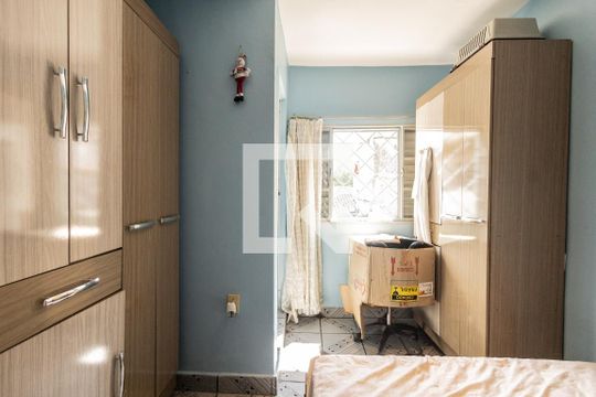 Quarto 1 de casa à venda com 7 quartos, 230m² em Vila Nova Manchester, São Paulo