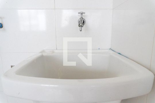 Área de Serviço Detalhe de casa de condomínio para alugar com 1 quarto, 21m² em Vila Campestre, São Paulo