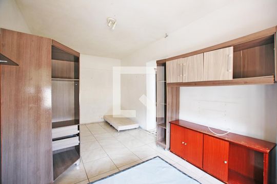 Kitnet/Studio à venda com 1 quarto, 40m² em Farroupilha, Porto Alegre