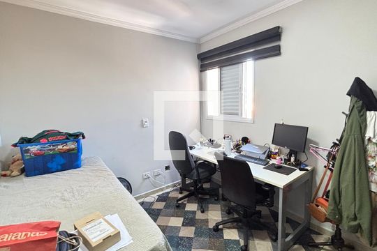 Quarto 1 de apartamento à venda com 3 quartos, 180m² em Vila Metalúrgica, Santo André