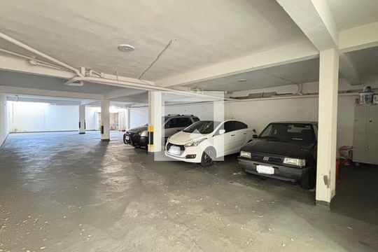 Garagem de apartamento à venda com 3 quartos, 180m² em Vila Metalúrgica, Santo André