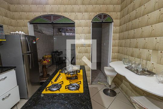 Cozinha de casa para alugar com 3 quartos, 360m² em Jardim Guanabara, Belo Horizonte