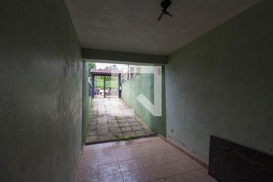 Garagem de casa para alugar com 3 quartos, 150m² em Campestre, São Leopoldo