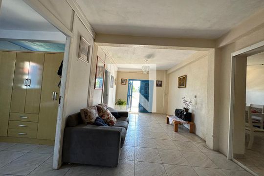Sala de casa à venda com 3 quartos, 160m² em Santos Dumont, São Leopoldo