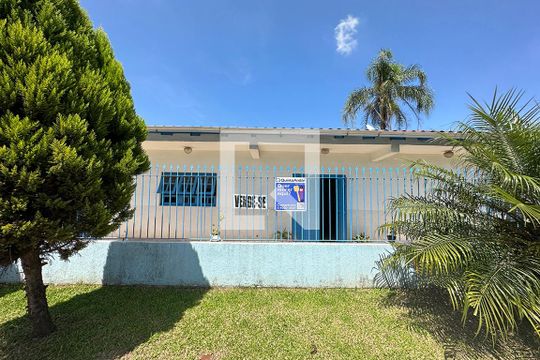 Fachada de casa à venda com 3 quartos, 160m² em Santos Dumont, São Leopoldo