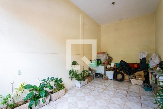 Garagem de casa à venda com 3 quartos, 406m² em Jardim Las Vegas, Santo André