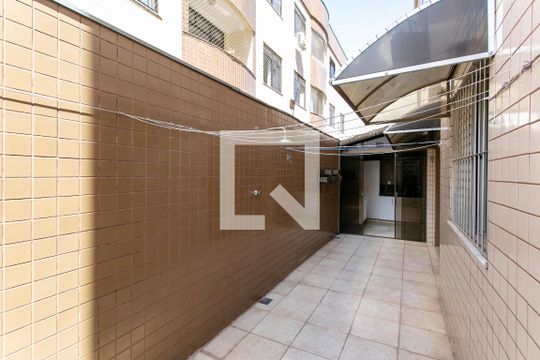 Área Privativa de apartamento para alugar com 3 quartos, 150m² em Castelo, Belo Horizonte