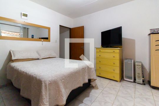 Quarto 01 de casa à venda com 3 quartos, 150m² em Vila Carrao, São Paulo