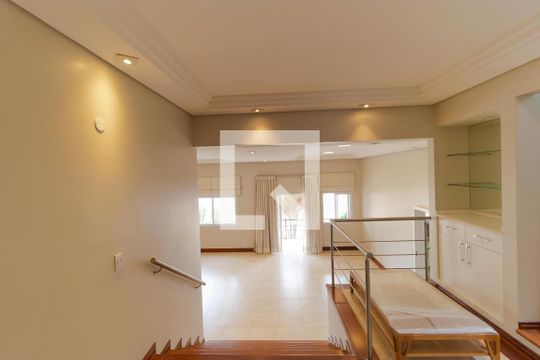 Hall de entrada de casa para alugar com 3 quartos, 283m² em Parque Alto Taquaral, Campinas