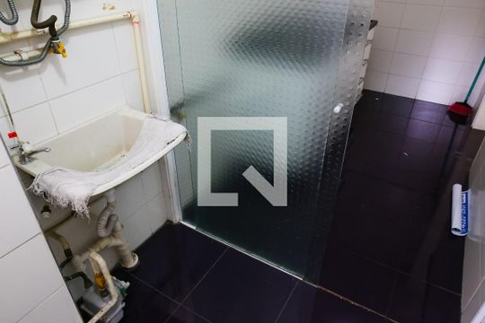 Banheiro da Suite de apartamento para alugar com 2 quartos, 64m² em Jardim, Santo André