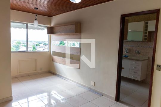 Apartamento para alugar com 2 quartos, 52m² em Bento Ribeiro, Rio de Janeiro