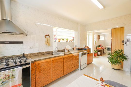Cozinha de casa para alugar com 4 quartos, 500m² em Jardim Franca, São Paulo