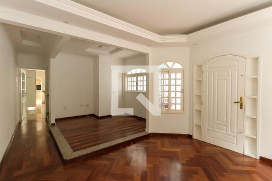 Sala de casa à venda com 3 quartos, 236m² em Jardim Anália Franco, São Paulo