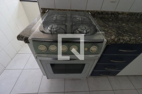 Cozinha - Fogão embutido de apartamento para alugar com 3 quartos, 97m² em Jardim Stella, Santo André