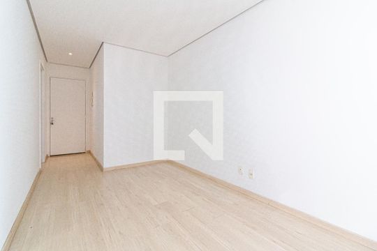 Sala de apartamento à venda com 2 quartos, 42m² em Vila Talarico, São Paulo