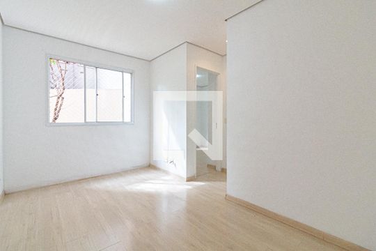Sala de apartamento à venda com 2 quartos, 42m² em Vila Talarico, São Paulo