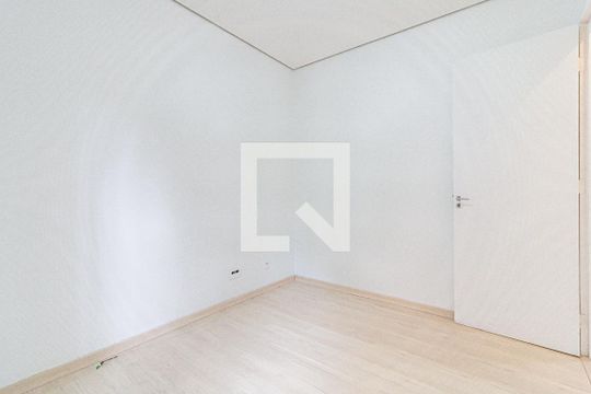 Quarto 1 de apartamento à venda com 2 quartos, 42m² em Vila Talarico, São Paulo