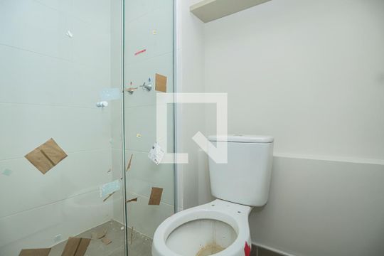 Banheiro de kitnet/studio para alugar com 1 quarto, 30m² em Perdizes, São Paulo