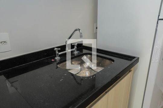 Cozinha de kitnet/studio para alugar com 1 quarto, 30m² em Perdizes, São Paulo