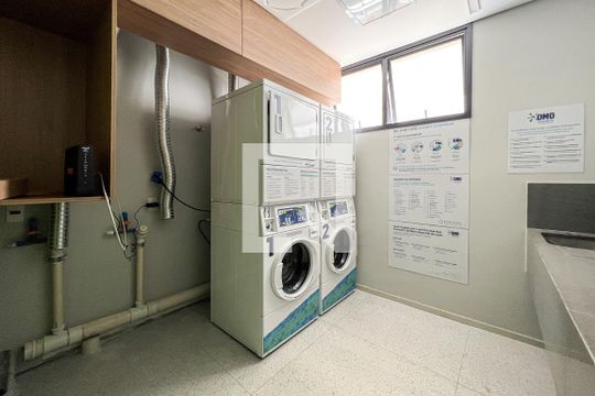 Lavanderia de kitnet/studio para alugar com 1 quarto, 30m² em Perdizes, São Paulo