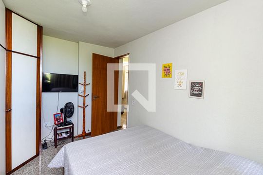Quarto 1 de apartamento à venda com 2 quartos, 54m² em Cubango, Niterói