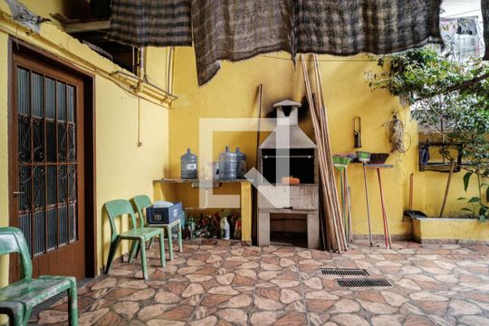 Área comum de casa à venda com 4 quartos, 280m² em Vila Nhocuné, São Paulo