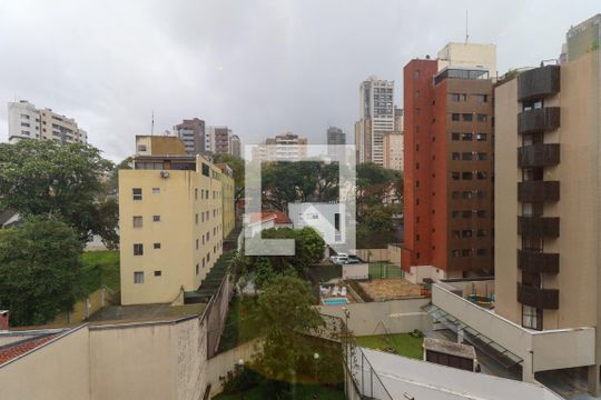 Vista do Quarto 3 Suite de apartamento para alugar com 3 quartos, 100m² em Batel, Curitiba
