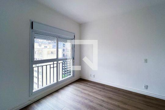 Suíte de apartamento para alugar com 2 quartos, 74m² em Vila Olímpia, São Paulo