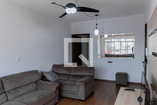 Sala de casa à venda com 4 quartos, 140m² em Vila Arcádia, São Paulo