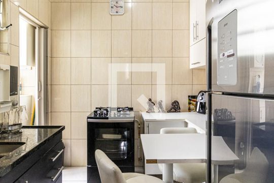 Cozinha de apartamento à venda com 2 quartos, 68m² em Santa Ifigênia, São Paulo