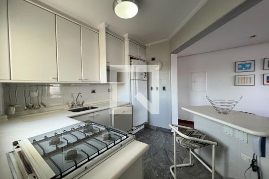 Cozinha de apartamento à venda com 2 quartos, 79m² em Vila Ipojuca, São Paulo