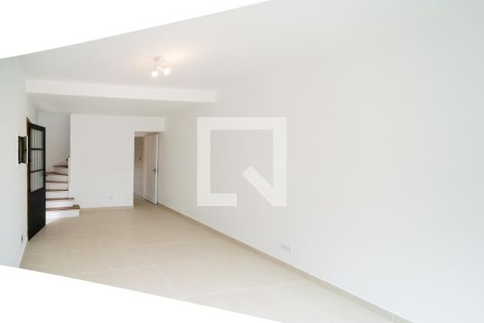 Sala de casa para alugar com 3 quartos, 160m² em Vila Cordeiro, São Paulo