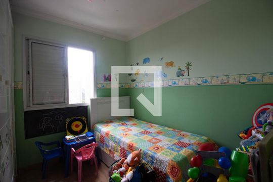 Quarto 2 de apartamento para alugar com 2 quartos, 49m² em Vila Taquari, São Paulo