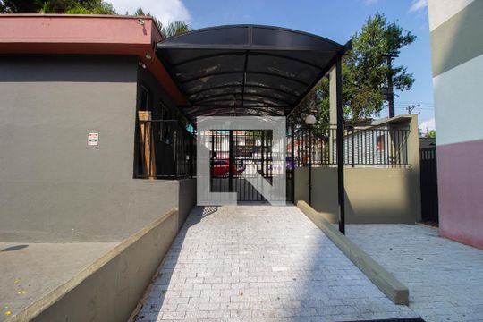 Fachada de apartamento para alugar com 2 quartos, 49m² em Vila Taquari, São Paulo