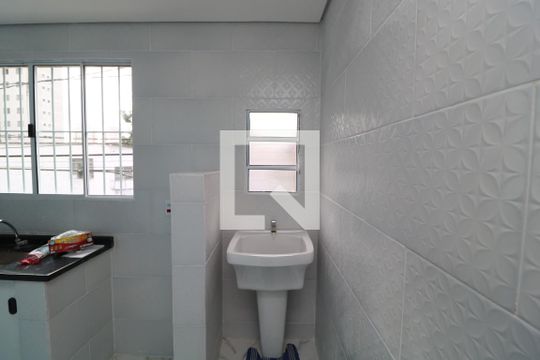 Área de Serviço de casa para alugar com 1 quarto, 50m² em Jardim Vila Formosa, São Paulo