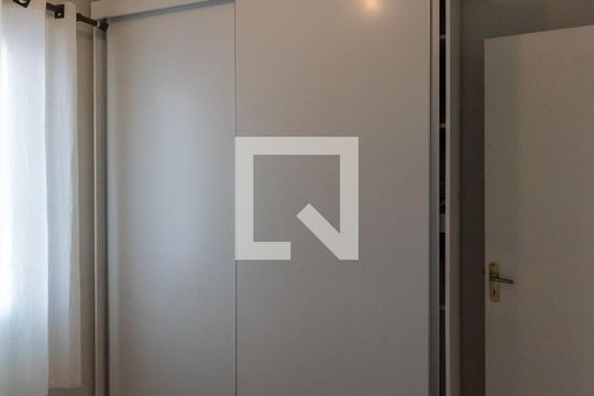 Quarto 1 de apartamento à venda com 2 quartos, 48m² em Jardim Ipaussurama, Campinas
